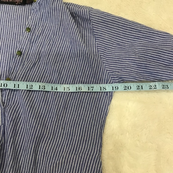 Liza Byrd Women’s Size Small Blue White Stripe 1/2 Gold Button Front Tunic Top - Picture 9 of 10